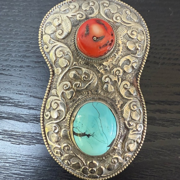 Tibetan Silver Pendant with Turquoise and Coral Stones - Picture 3 of 8